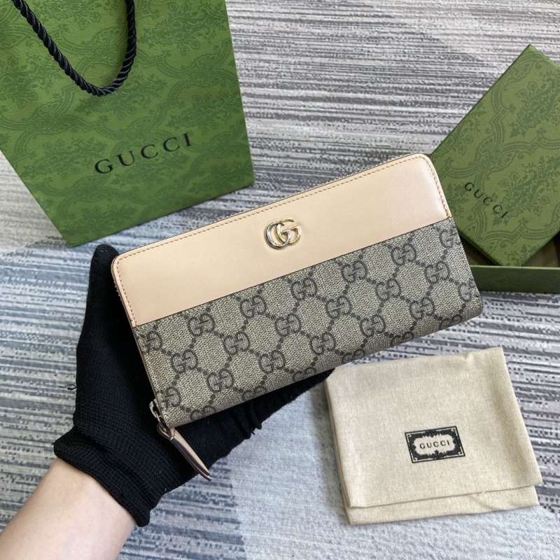 G*u*i wallets & purse